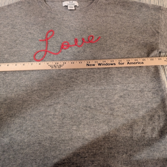 CASHMERE Magaschoni Gray Sweater with Coral Pink 'Love' Embroidery XL - Picture 5 of 5